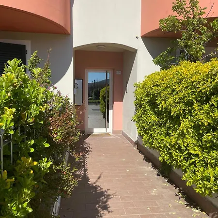 Apartment La Fortezza Finestra *